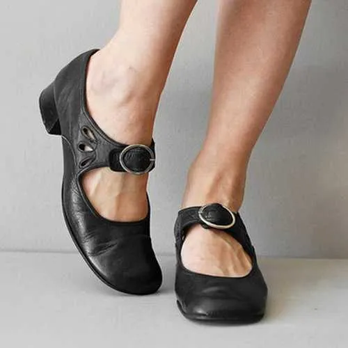 Buckle Chunky Heel Retro Pumps