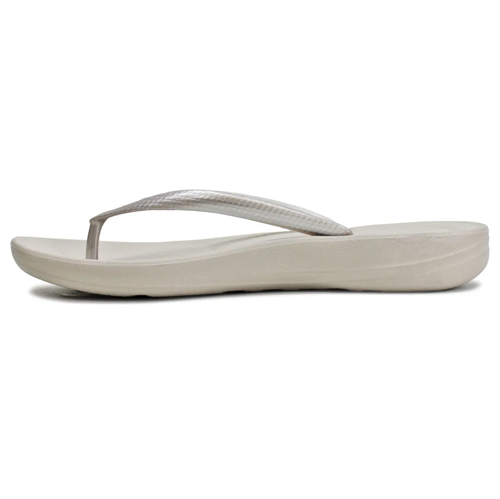 FitFlop Iqushion Rubber Women's Toe Post Sandals