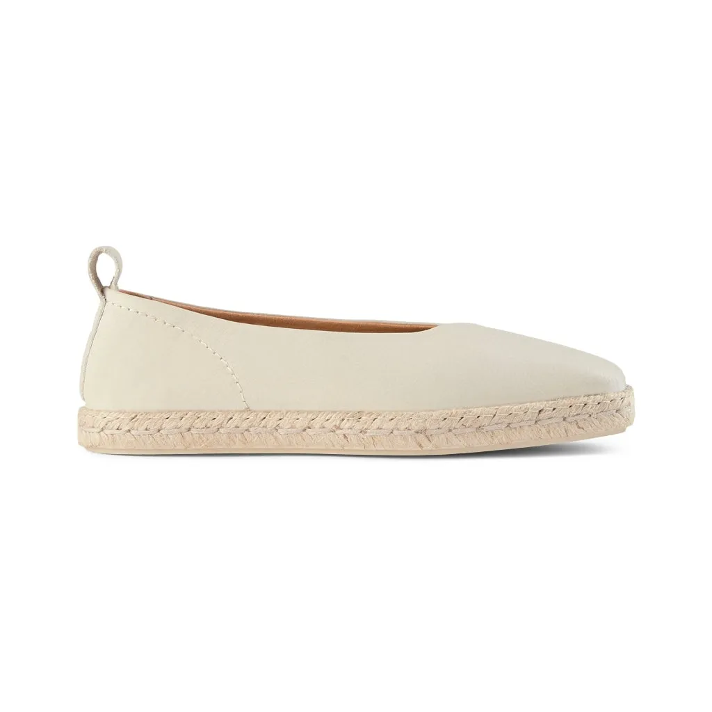 Palm Leather Ballerina - OFF WHITE