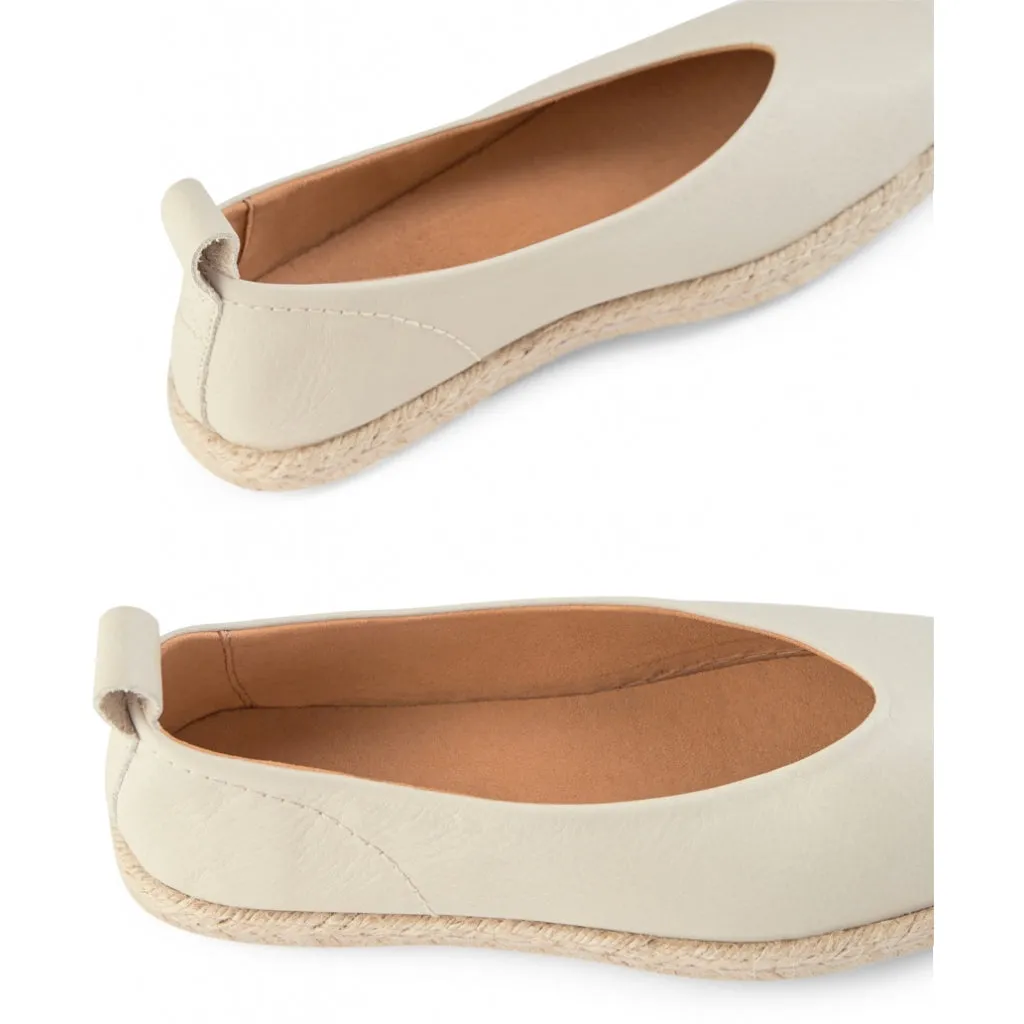 Palm Leather Ballerina - OFF WHITE