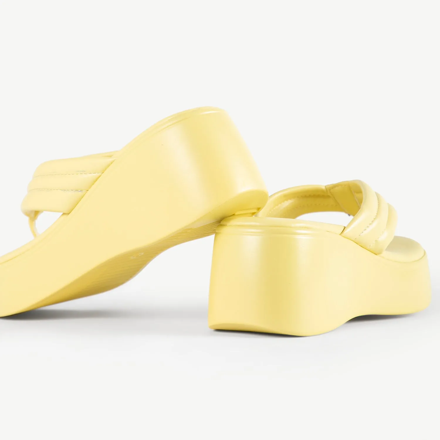 RAID Weylyn Platform Sandal in Yellow